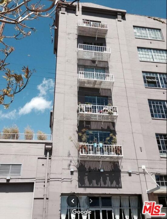 Property photo of 1855 Industrial ST