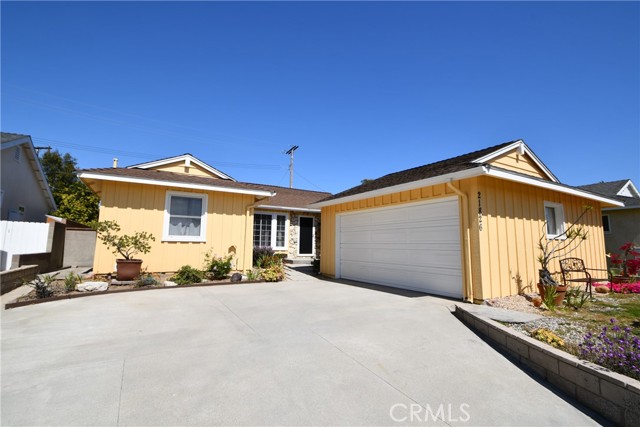 Property photo of 21826 Kent AV