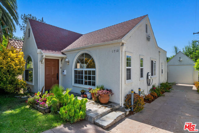 Photo of 1710 Santa Paula Pl