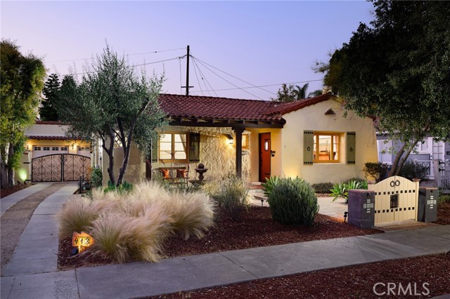 Property photo of 413 W Santa Clara AV