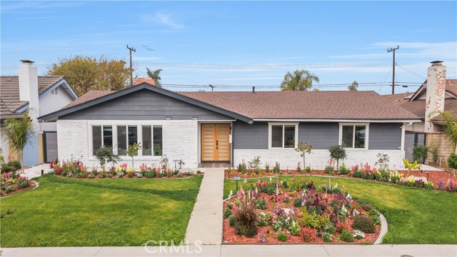 Property photo of 5591 Heil AV