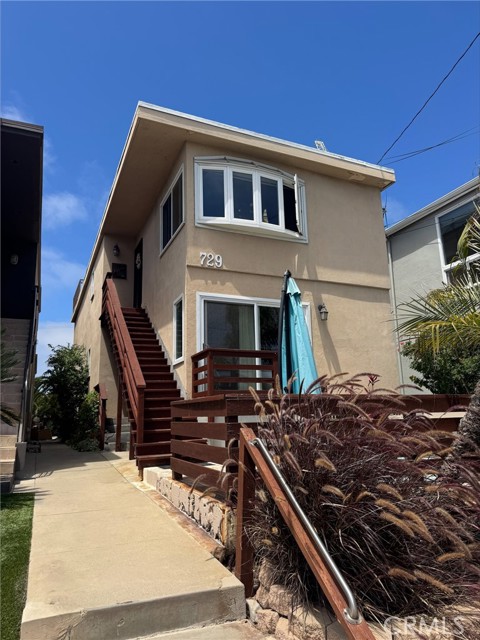 Property photo of 729 Longfellow AV