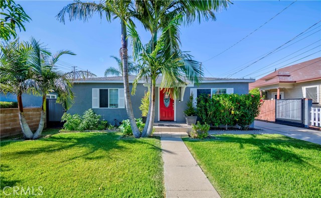 Property photo of 1493 W Grand AV