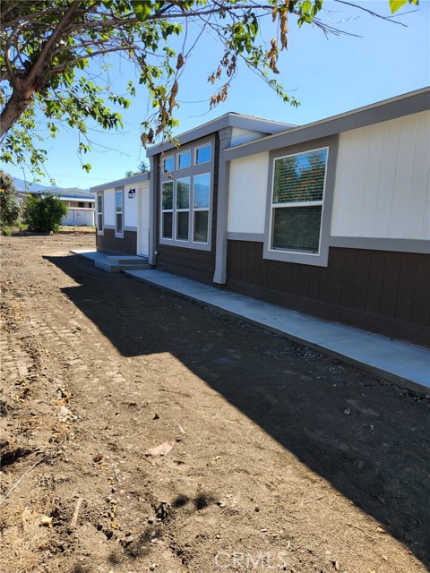 Property photo of 25382 Wanda LN