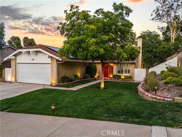 Property photo of 21742 Grovepark DR