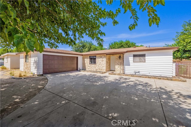Property photo of 43729 Fig AV