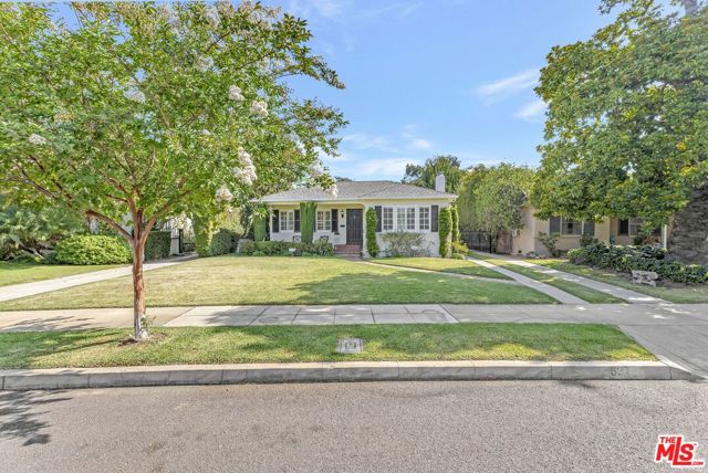 Property photo of 637 Sycamore DR