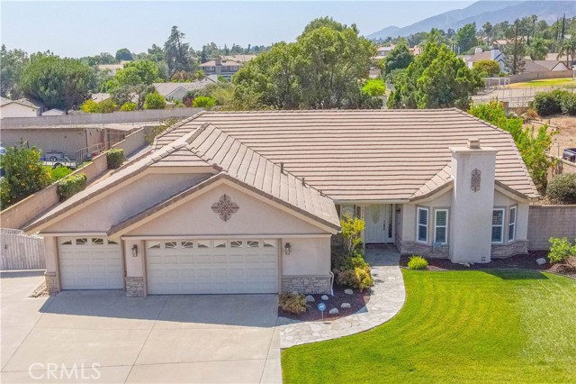 Property photo of 5914 Villa DR