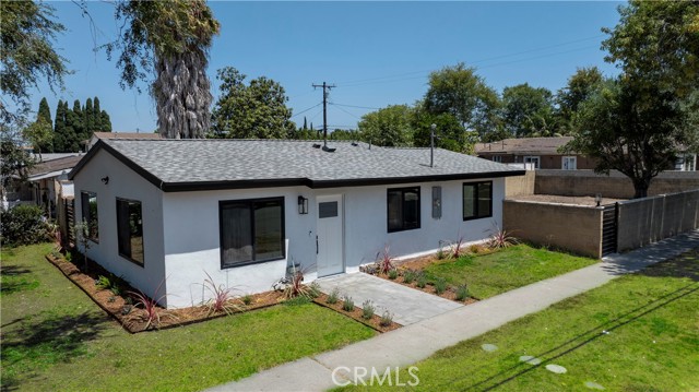 Property photo of 1001 E Saint Andrew PL