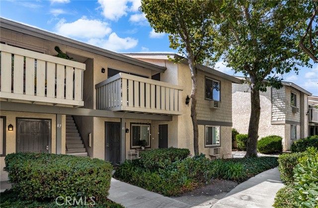 Property photo of 960 E Bonita AV