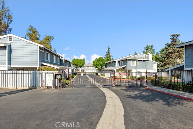 Property photo of 1704 Bridgeport