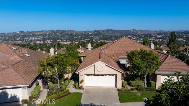 Property photo of 27585 Via Montoya
