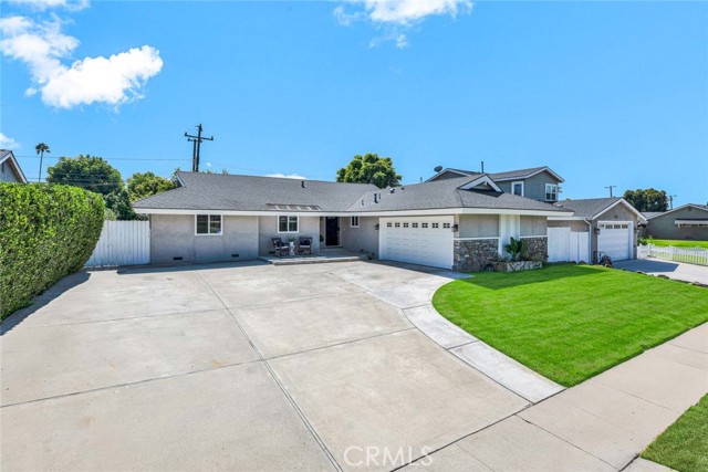 Property photo of 12872 Woodlawn AV
