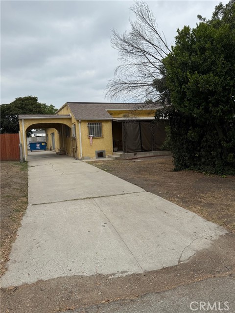 Property photo of 471 Bennett ST
