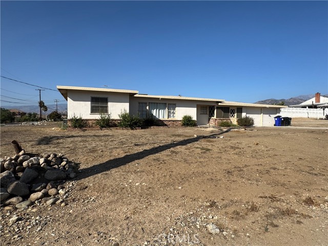 Property photo of 2209 E Colton
