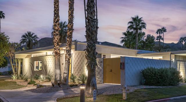 Property photo of 139 Desert Lakes DR