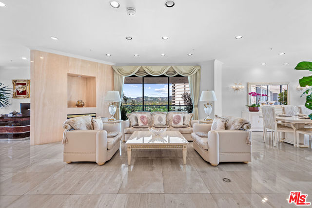 Property photo of 10490 Wilshire BL