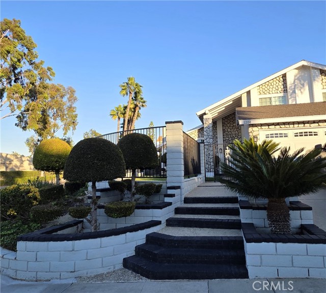 Property photo of 1200 Maple Tree CT