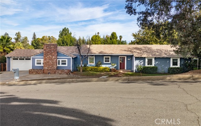 Photo of 1427 Elizabeth Crest