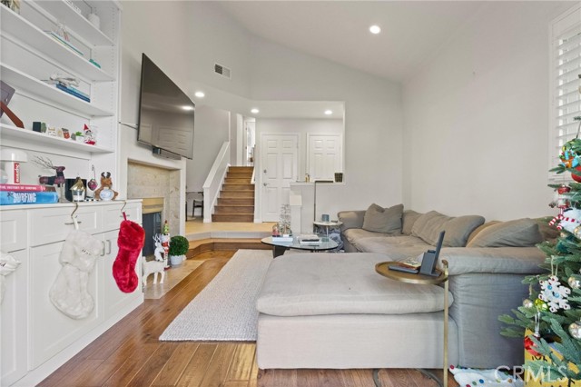 Property photo of 19 Laguna Court