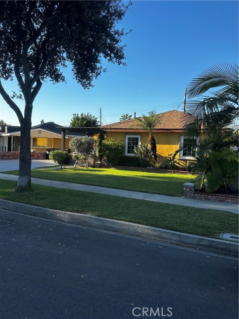 Property photo of 11527 Buell ST