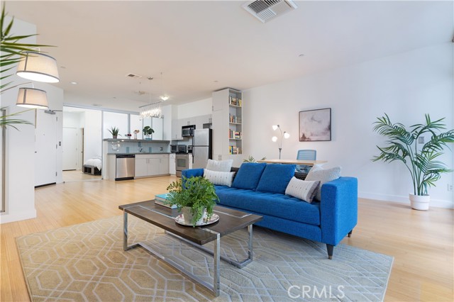 Property photo of 3810 Wilshire BL