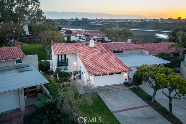 Property photo of 2111 Vista Entrada