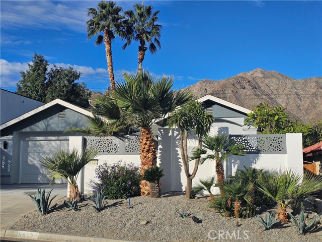 Property photo of 54925 Avenida Alvarado