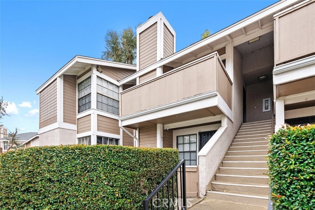 Property photo of 1525 S Raitt