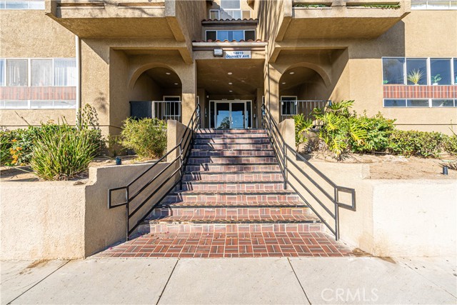 Property photo of 14819 Downey AV