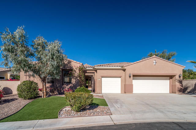 Property photo of 81474 Corte Pipilla