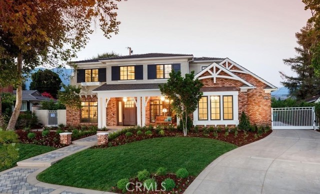 Property photo of 327 Oxford DR