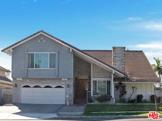 Property photo of 17103 Mapes AV