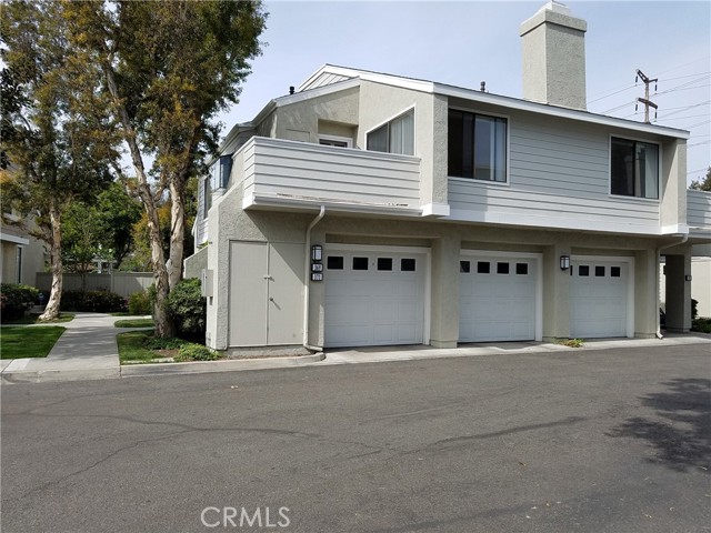 Property photo of 369 Deerfield