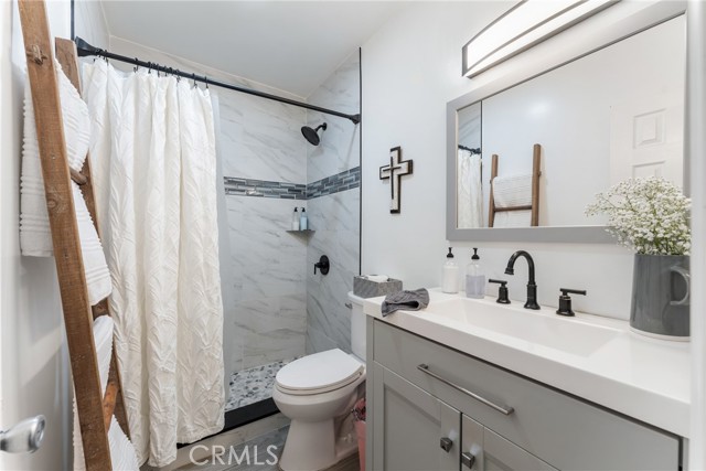 Property photo of 5870 Benner ST