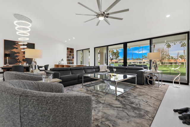 Property photo of 75672 Valle Vista DR