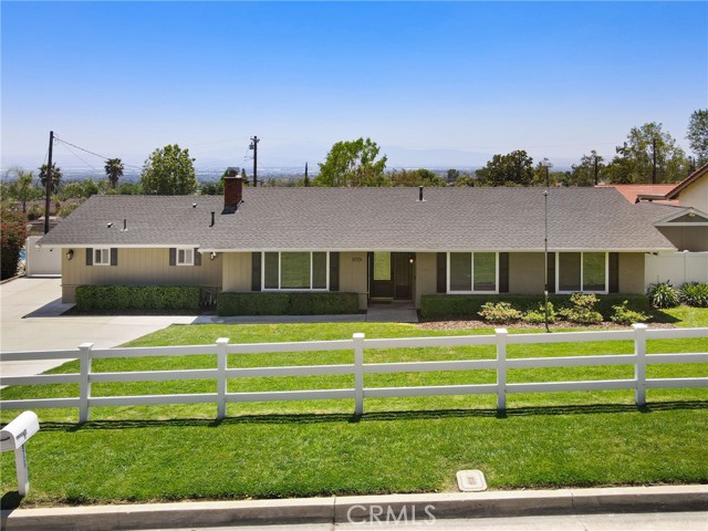 Property photo of 8729 Hillside RD