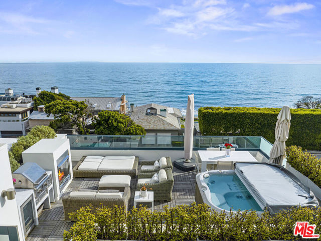 Property photo of 22065 Pacific Coast HY
