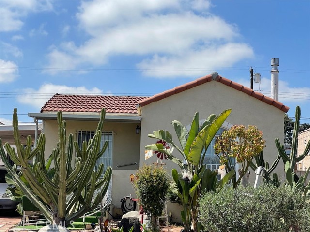 Property photo of 2048 W 68th ST