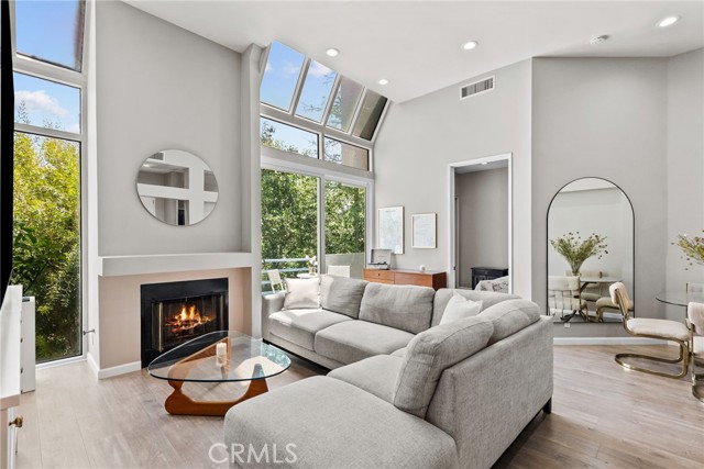 Property photo of 5151 Balboa BL