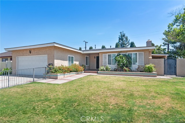 Property photo of 1702 Albion AV