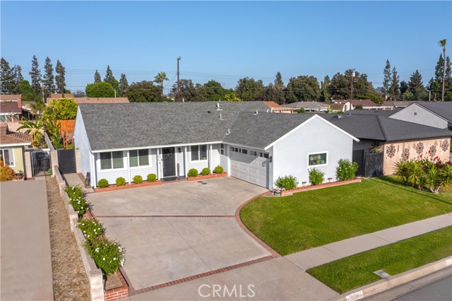 Property photo of 1156 N Stephora AV