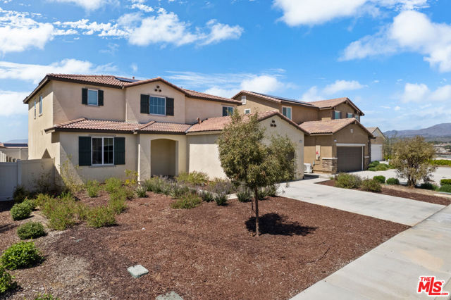 Property photo of 14131 Versilla DR