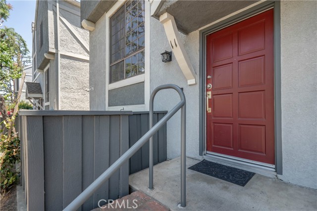 Property photo of 18100 Burbank BL
