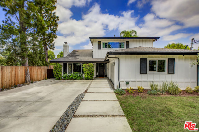 Property photo of 13123 Magnolia BL