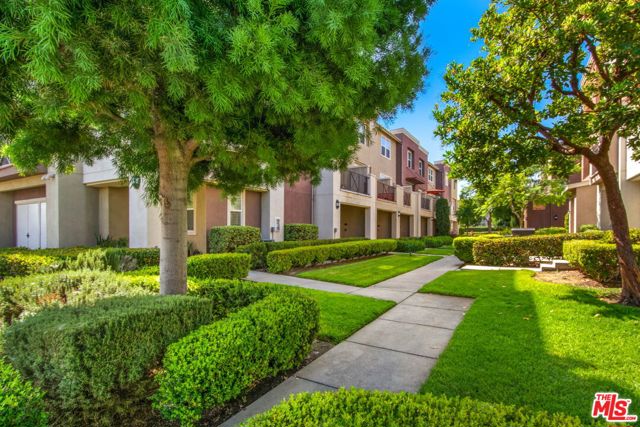 Property photo of 500 N Willowbrook AV