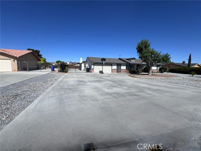 Property photo of 14024 Delaware RD