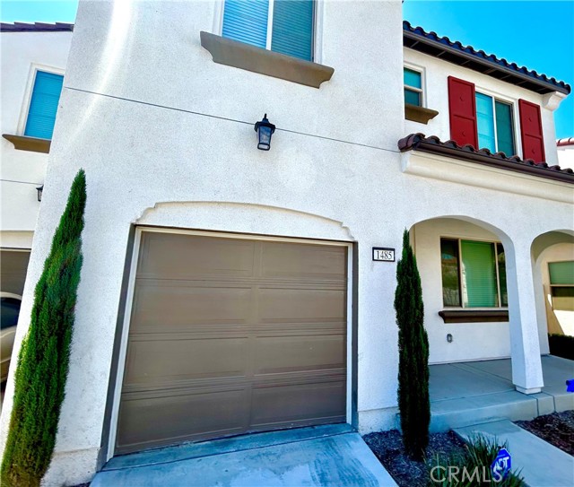 Property photo of 1485 E Laurelwood DR