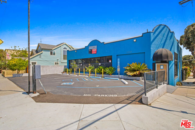 Property photo of 2331 4th ST