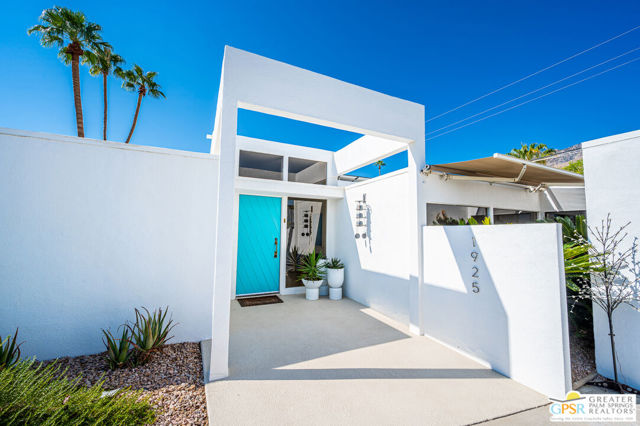 Property photo of 1925 S Joshua Tree PL